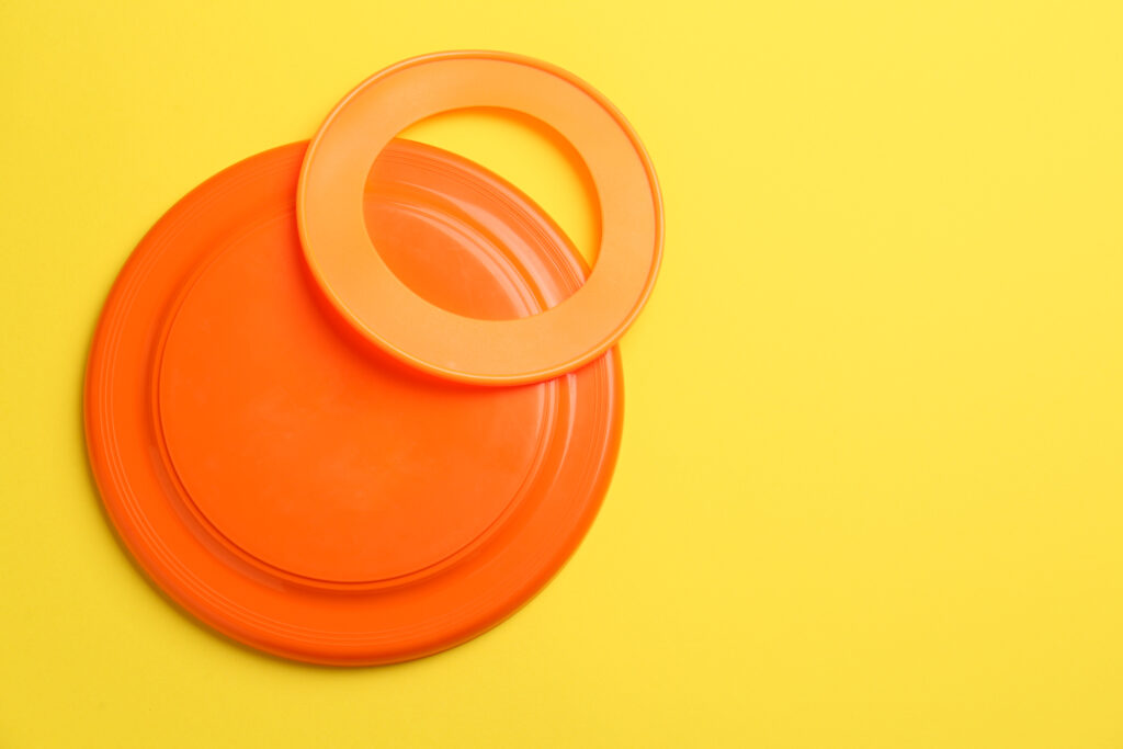 plastic frisbee